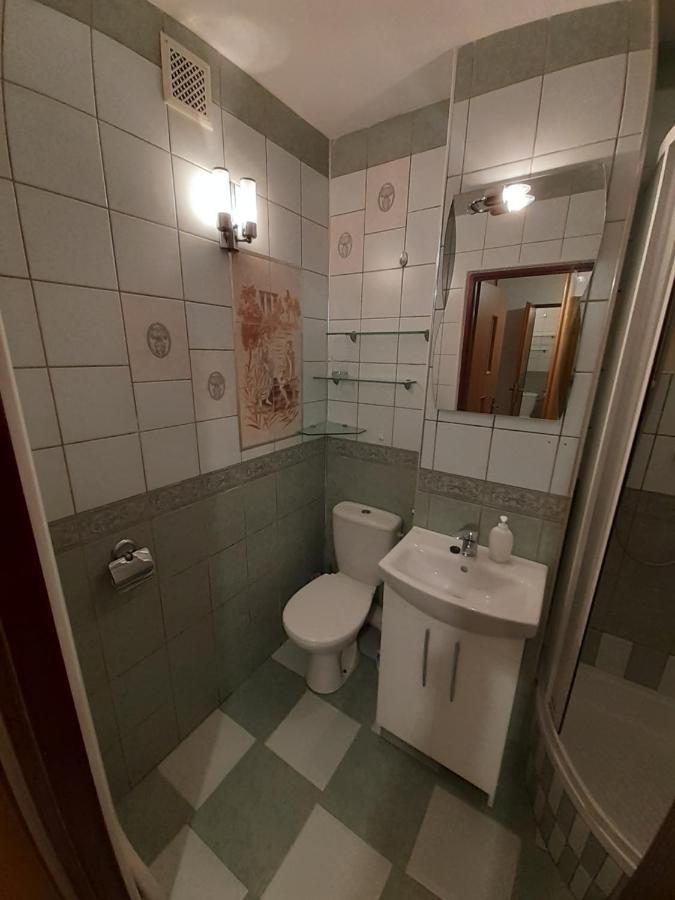 Ferienwohnung Centrum Zlote Tarasy Metro Rondo Onz Balkon Warschau Exterior foto